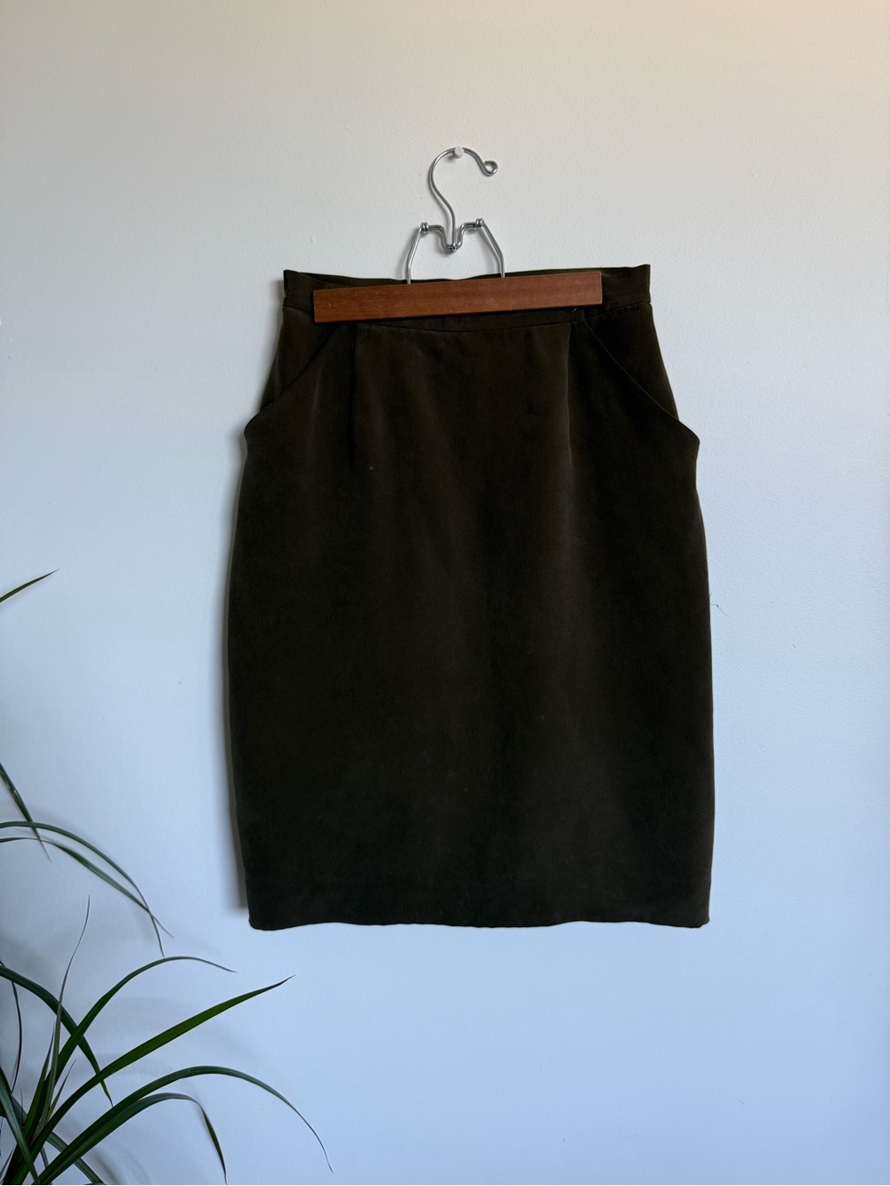 Vintage Silk Classic High-Waist Pencil Skirt - Dark Olive